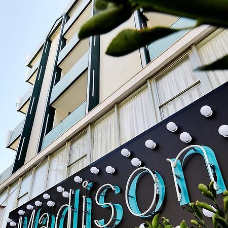 Hotel Madison リミニ エクステリア 写真